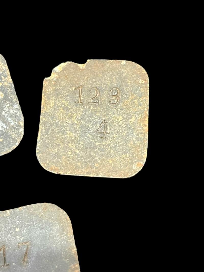 WW2 GERMAN WORKERS/MINERS TAG (ONE ONLY) — image 3
