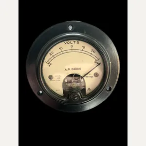 (Was £25) 1945 DATED BRITISH MILITARY A.P.59010 VOLTS METER