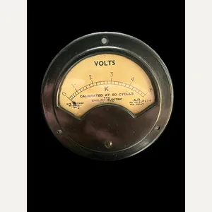 (Was £25) 1945 DATED BRITISH MILITARY K VOLTS METER