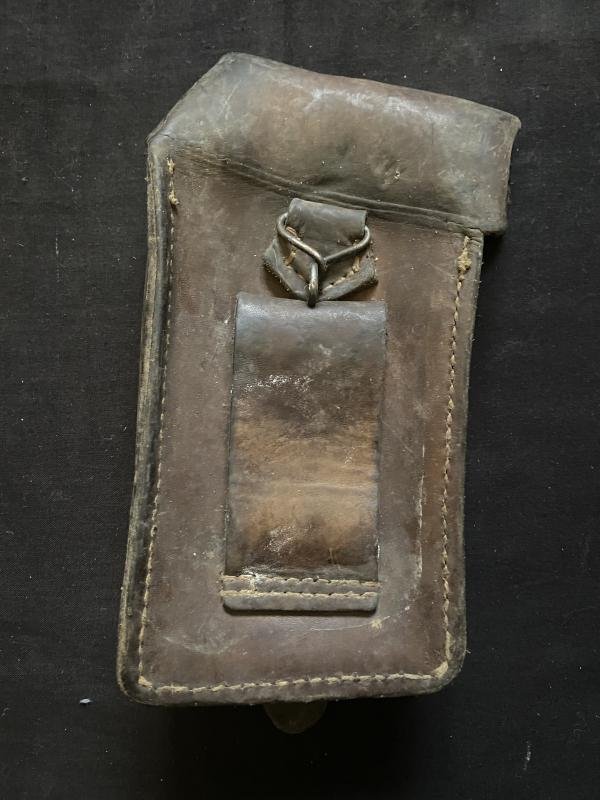 (Was £10) ZB26-30 LEATHER MAGAZINE POUCH — image 2