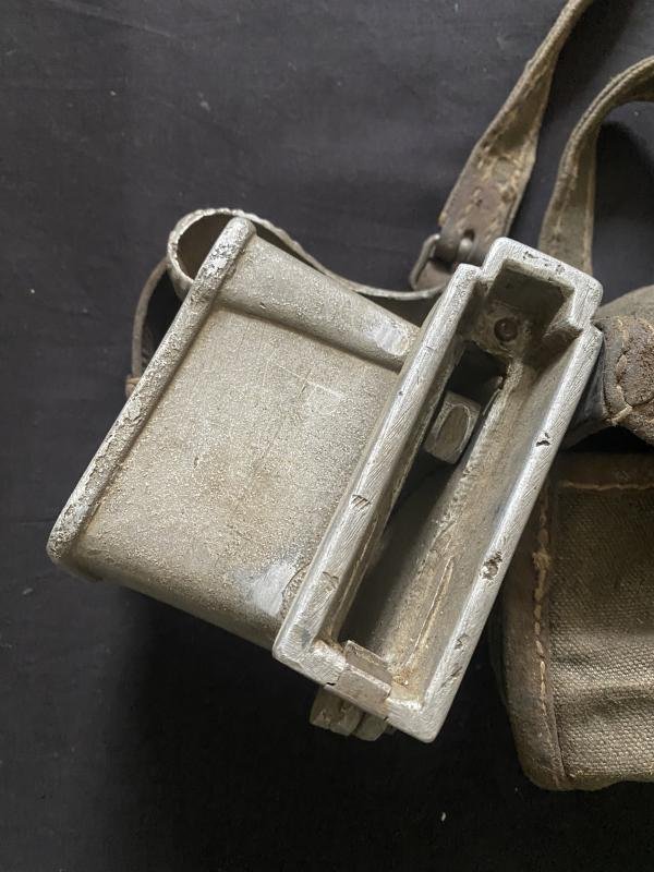 (Was £30) CZECH ZB26-30 MAGAZINE LOADER AND POUCH — image 3