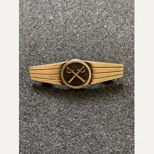 (Was £10) WEST GERMAN BUNDESWEHR ARMY SERVICE BADGE