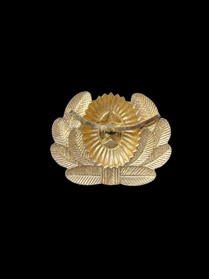 SOVIET ARMY BADGE — image 2