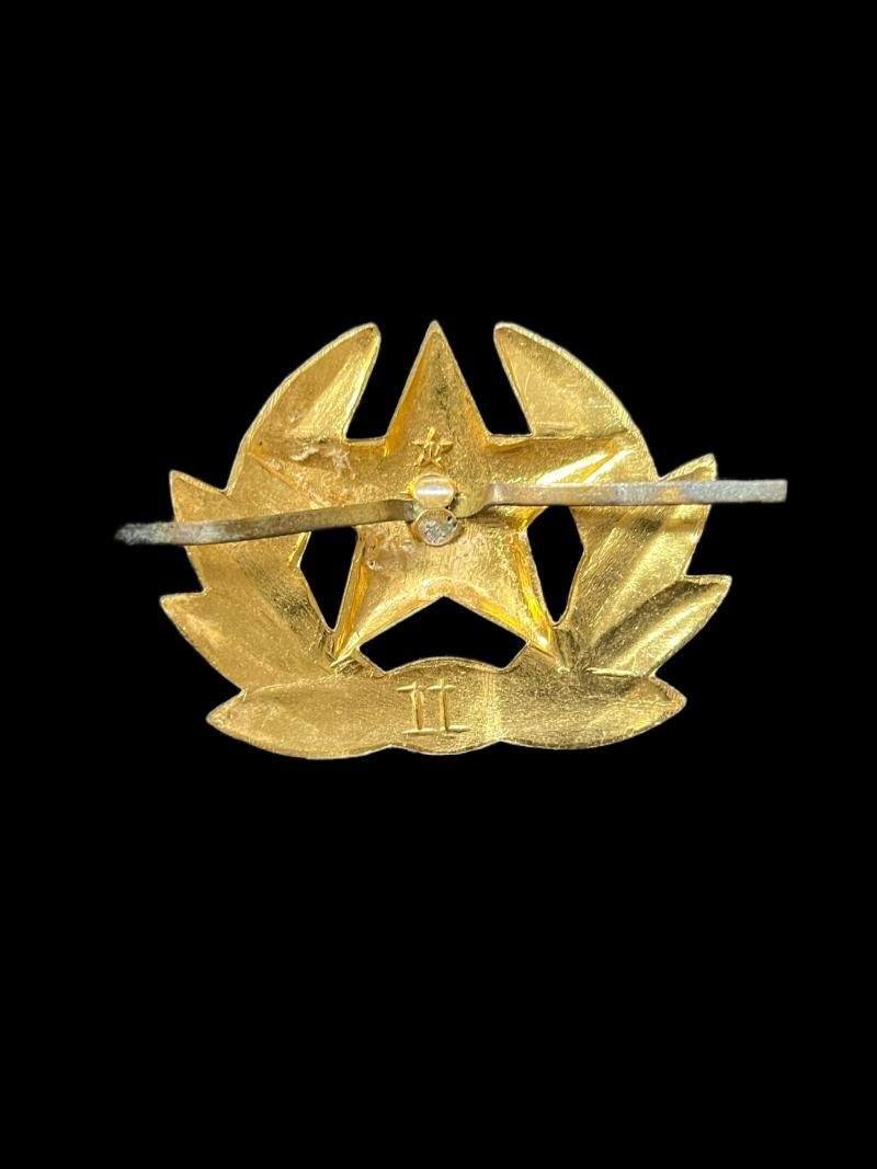 SOVIET BADGE — image 2