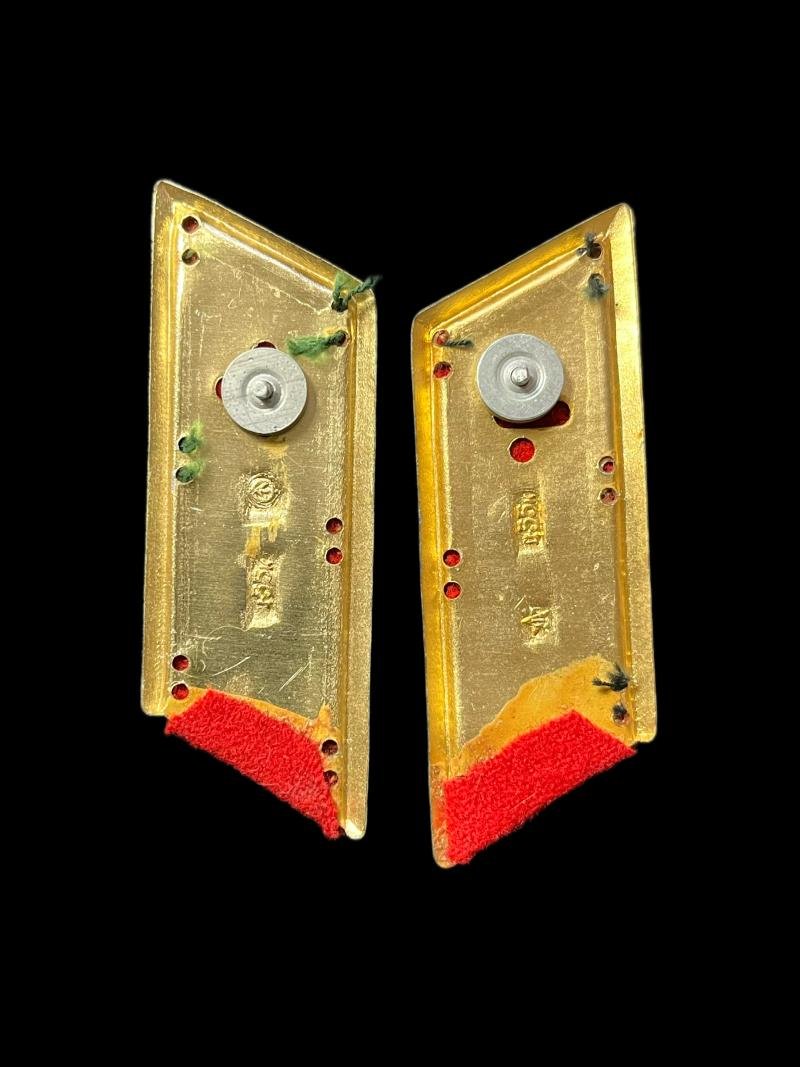 SOVIET COLLAR TABS — image 2