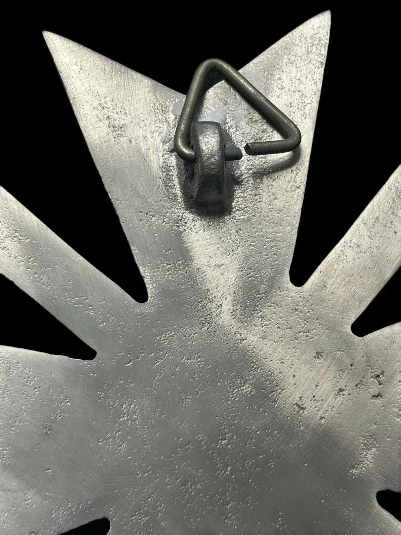 REPRODUCTION WW2 GERMAN WAR MERIT CROSS WITH SWORDS WALL HANGER — image 4