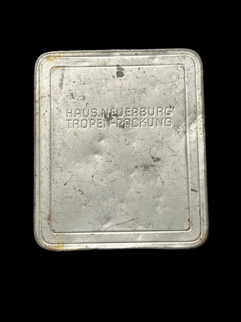 WW2 GERMAN WEHRMACHT CIGARETTES TIN — image 2