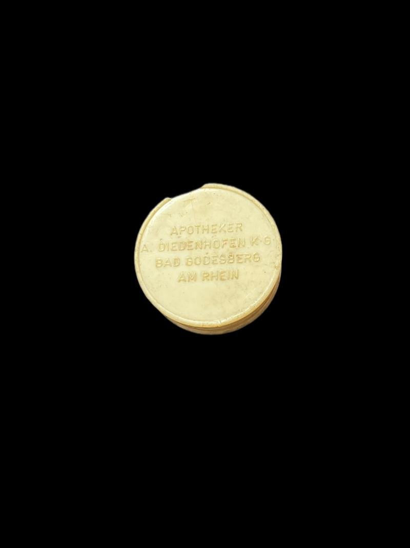 WW2 GERMAN PHARMACIST TABLET CASE — image 2