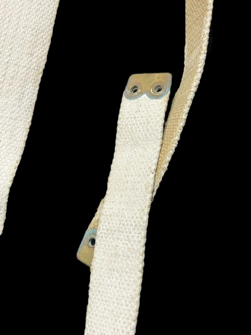 37 PATTERN WHITE CROSS STRAP — image 2