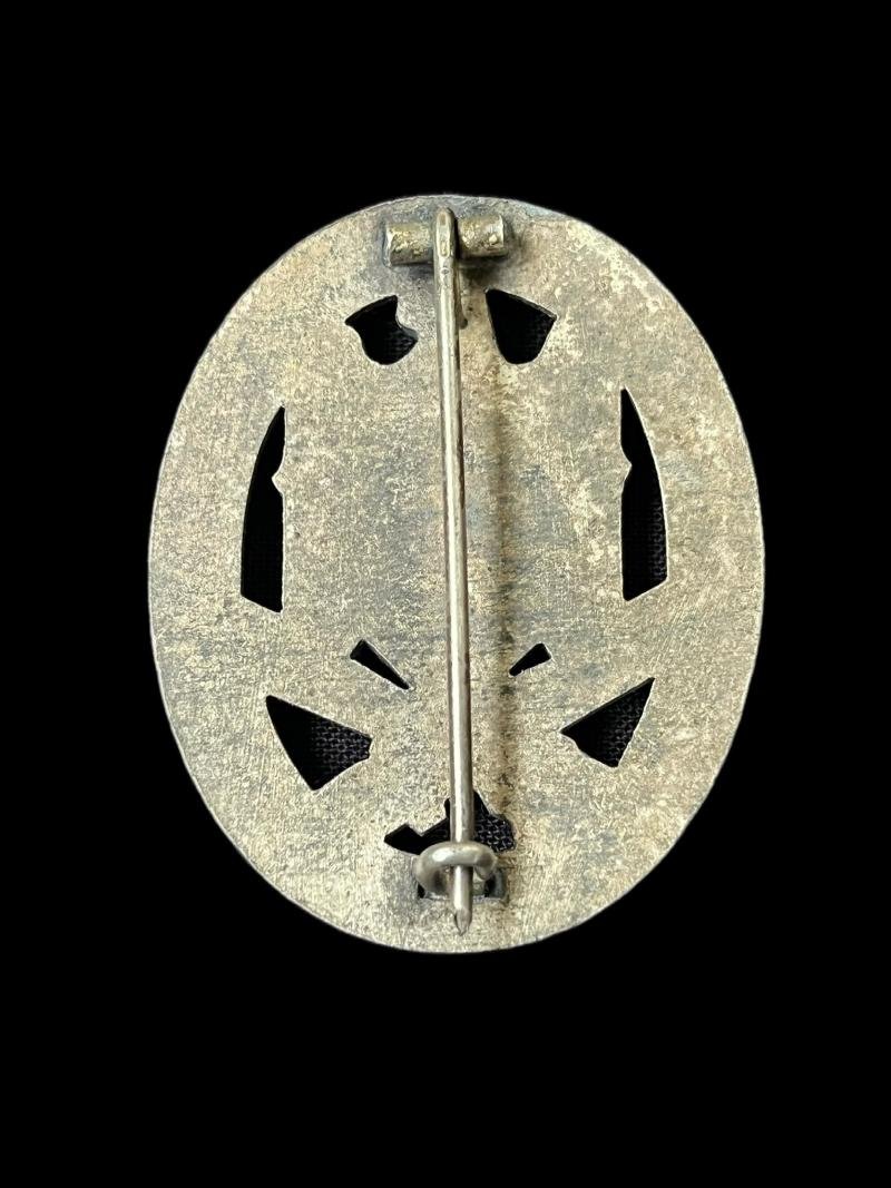 WW2 GERMAN GENERAL ASSAULT BADGE — image 3