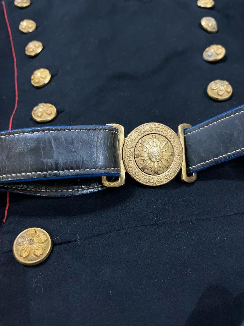 (Was £1250) WW2 JAPANESE ARMY OFFICER'S DRESS TUNIC, TROUSERS AND BELT SET — image 2