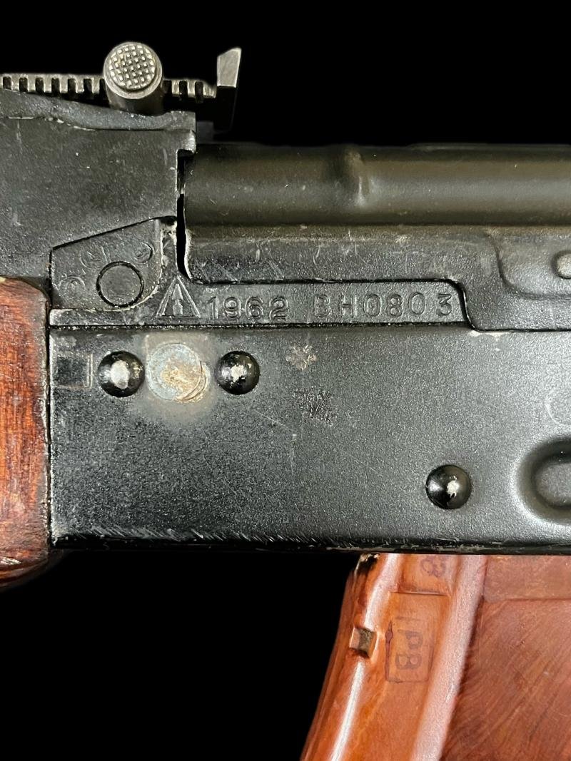 DEACTIVATED RUSSIAN AKMS ASSAULT RIFLE (UK DEACTIVATION) — image 7