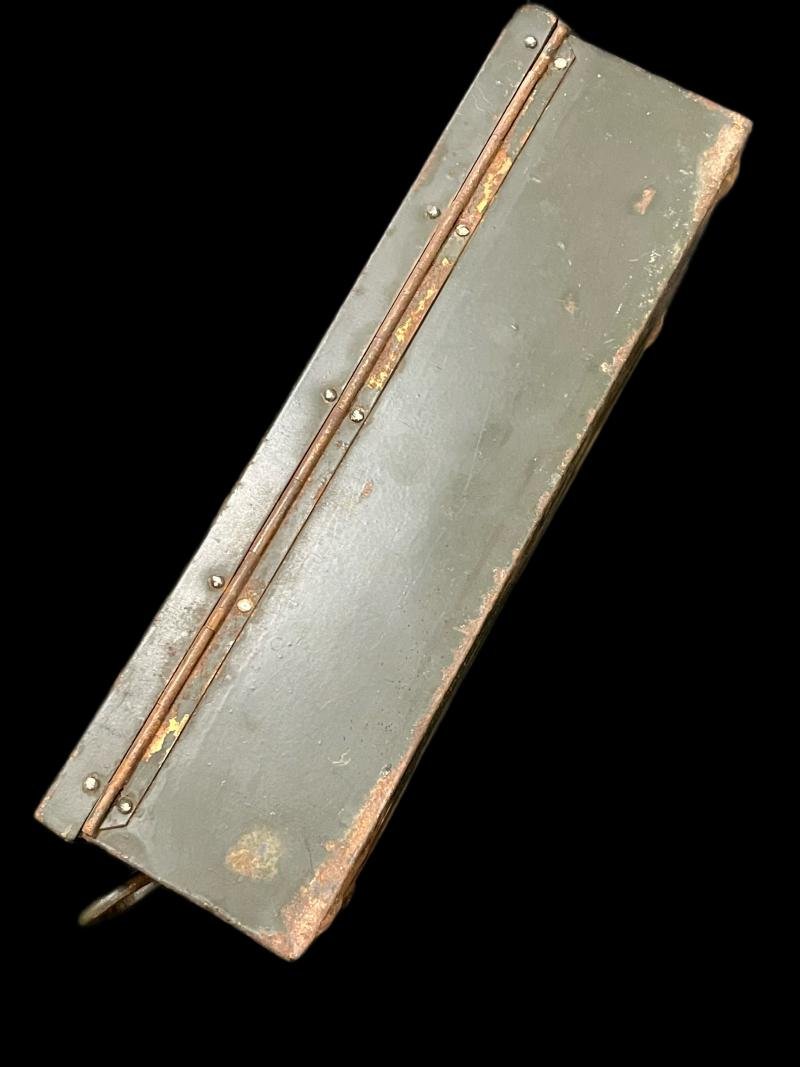 WW2 GERMAN VERBANDKASTEN (MEDICAL BOX) — image 10