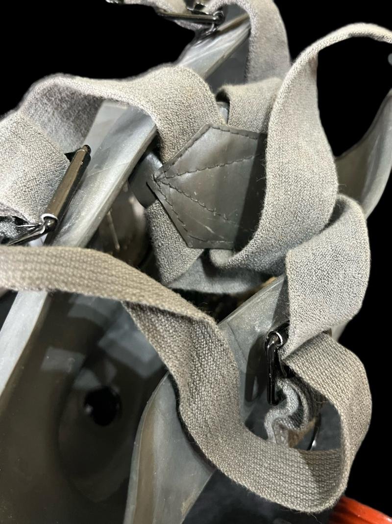 CZECH CHEMA GAS MASK WITH FILTER AND TIN — image 6