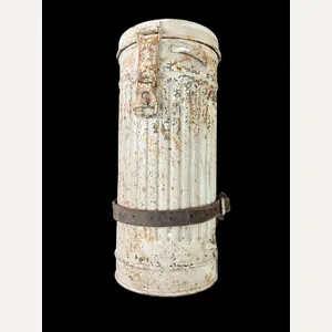 WW2 GERMAN SNOW CAMO GAS MASK TIN