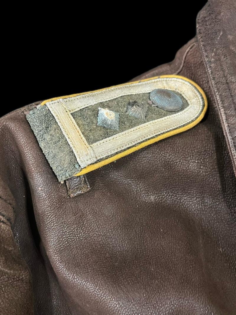 WW2 GERMAN LUFTWAFFE LEATHER JACKET — image 3