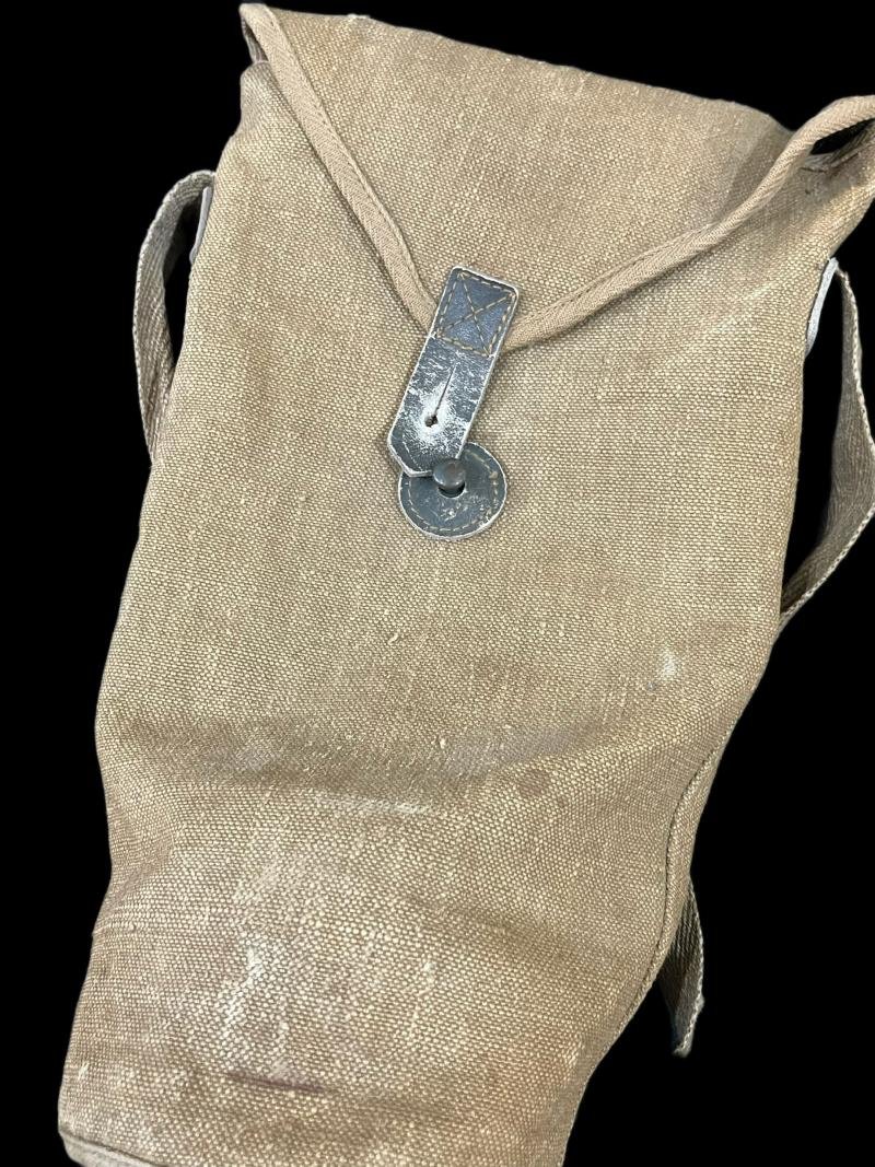WW2 ITALIAN T.35 GAS MASK WITH FILTER AND BAG — image 3