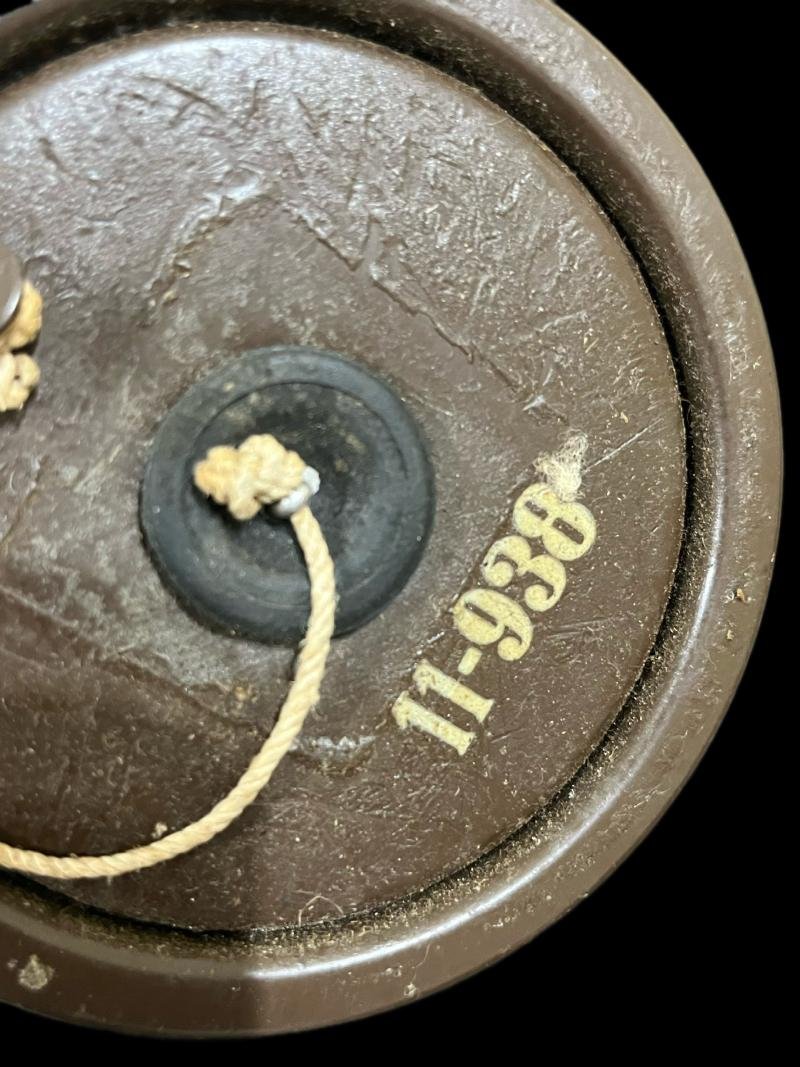 WW2 ITALIAN T.35 GAS MASK WITH FILTER AND BAG — image 4