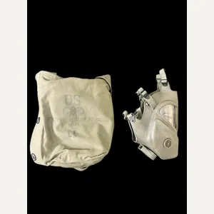 U.S VIETNAM ERA XM28E4 RIOT CONTROL GAS MASK