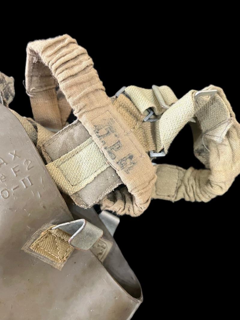 WW2 FRENCH AJAX F2 GAS MASK WITH PAPER CANISTER (GERMAN CAPTURED) — image 6