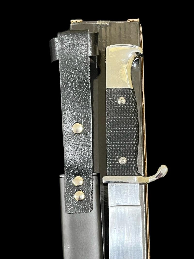 REPRODUCTION WW2 GERMAN HITLER YOUTH KNIFE — image 5