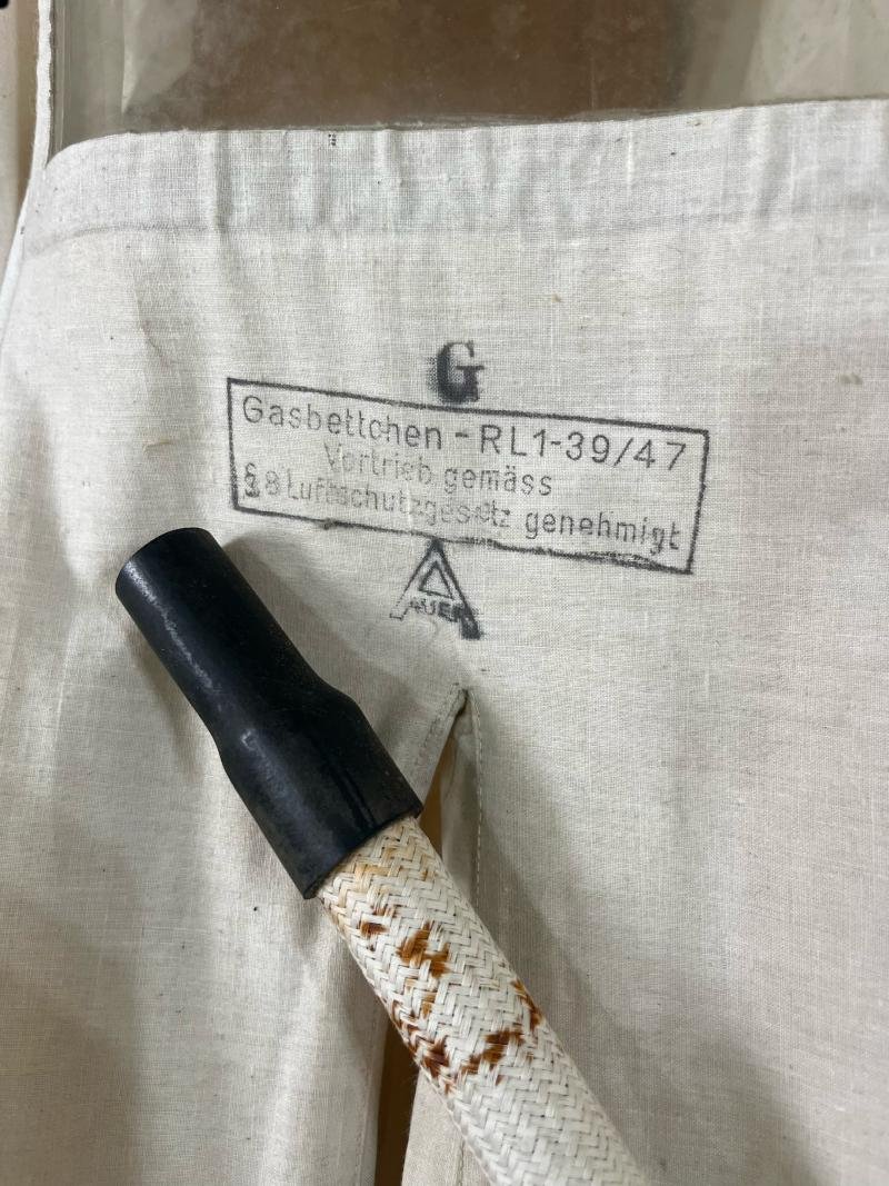 WW2 GERMAN LUFTSCHUTZ AUER GAS BED (GASBETTCHEN) — image 3