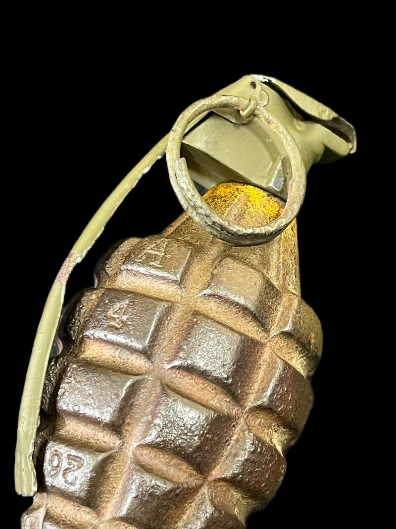 WW2 U.S. MK.II PINEAPPLE GRENADE (INERT) — image 5