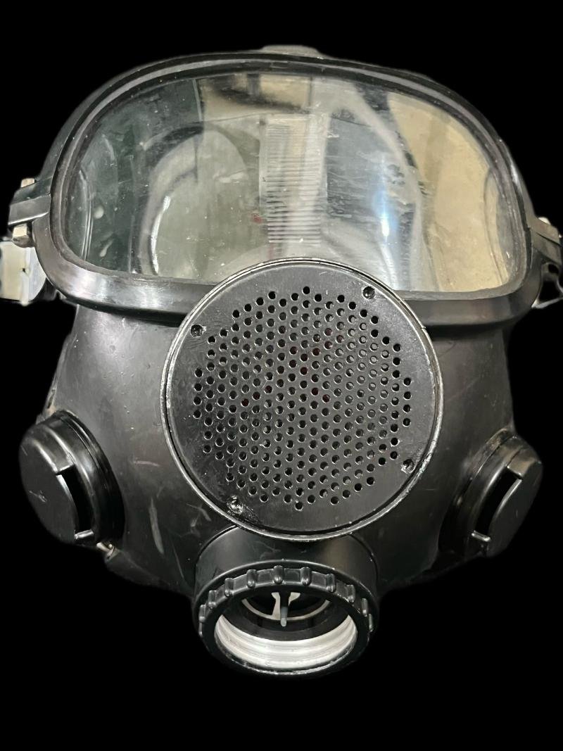 ITALIAN C60 GAS MASK — image 2