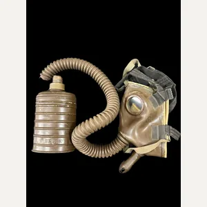 WW2 POLISH WZ.32 GAS MASK WITH HOSE AND FILTER