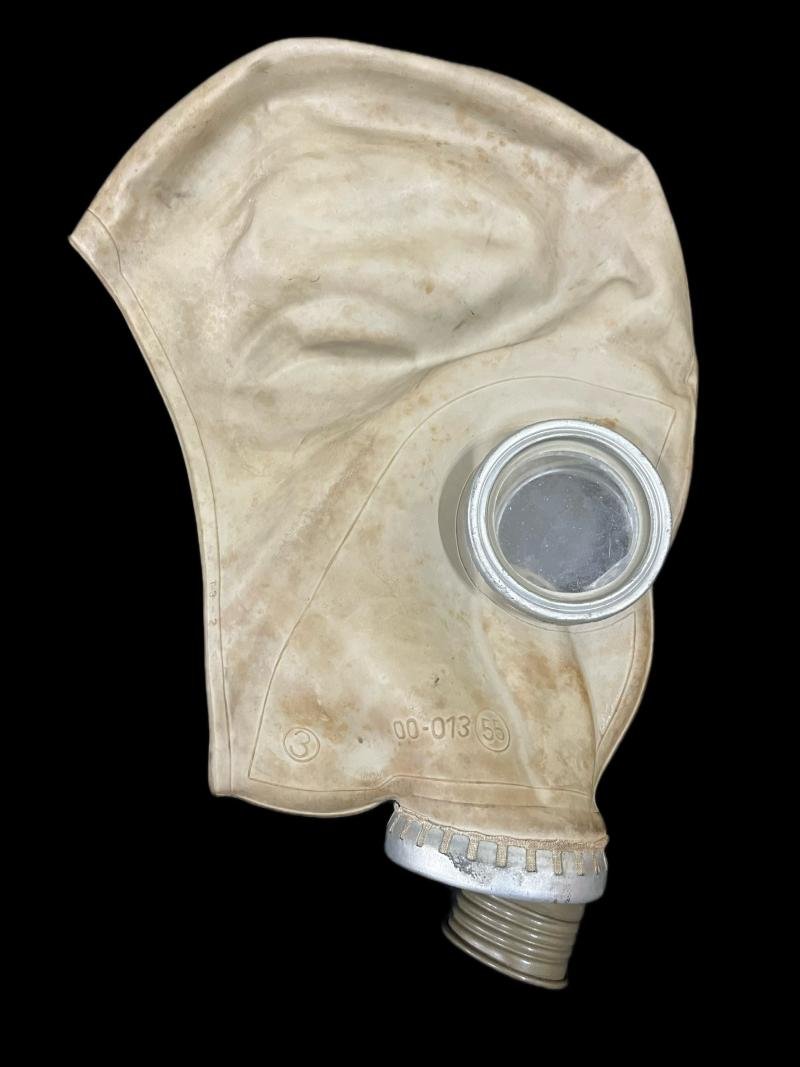 POLISH GP-5 GAS MASK — image 2