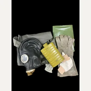 EAST GERMAN GAS MASK SET WITH A SOVIET GP-5 MASK