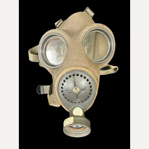 WW2 CZECH VZ.35 GAS MASK (GERMAN CAPTURED)