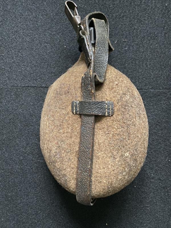 WW2 GERMAN WATER BOTTLE — image 4