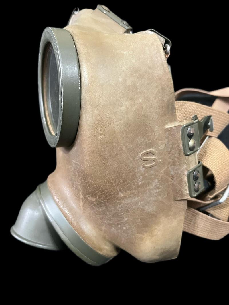 DANISH HA GAS MASK — image 3