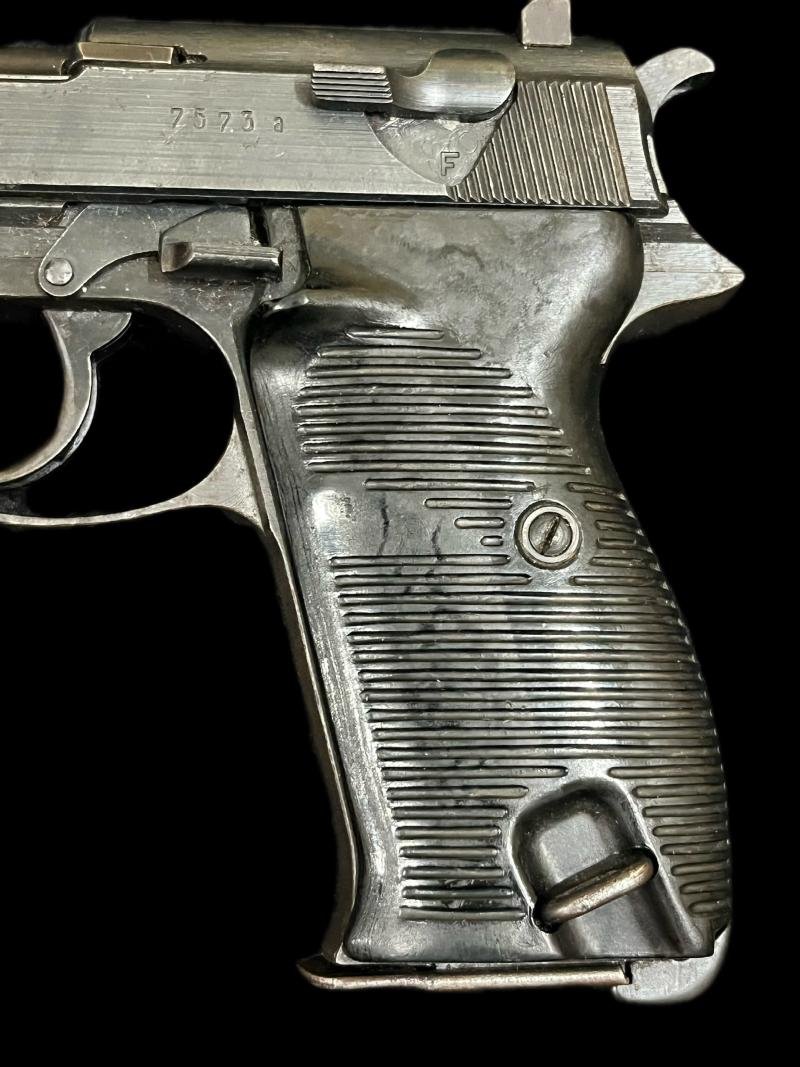 DEACTIVATED WW2 GERMAN P38 PISTOL (OLD SPEC DEACTIVATION) — image 3