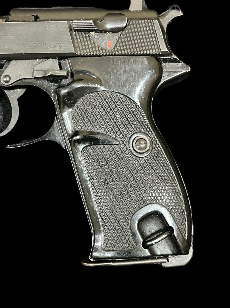 DEACTIVATED WALTHER P1 PISTOL (UK DEACTIVATION) — image 3