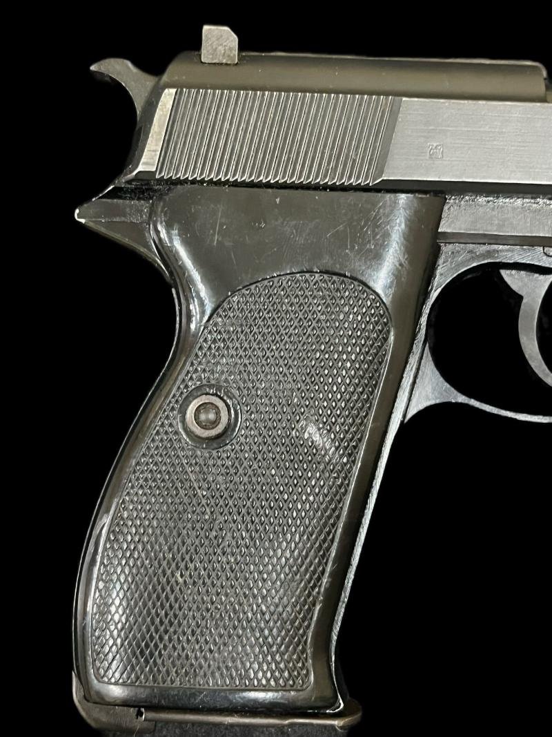 DEACTIVATED WALTHER P1 PISTOL (UK DEACTIVATION) — image 5