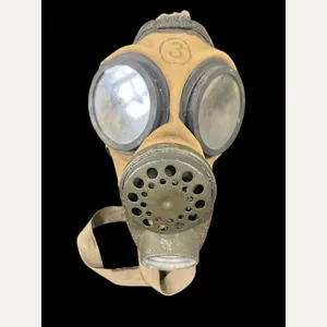 WW2 HUNGARIAN 34M GAS MASK