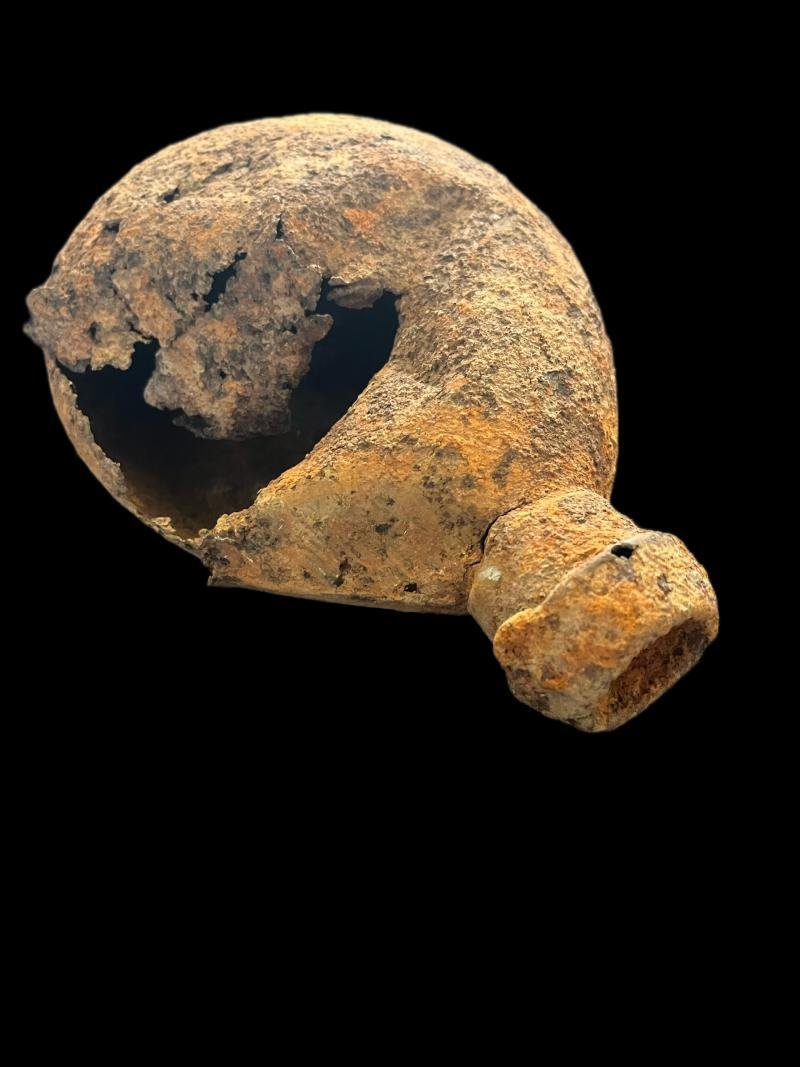 (Was £10) RELIC WW2 GERMAN WATER BOTTLE — image 3