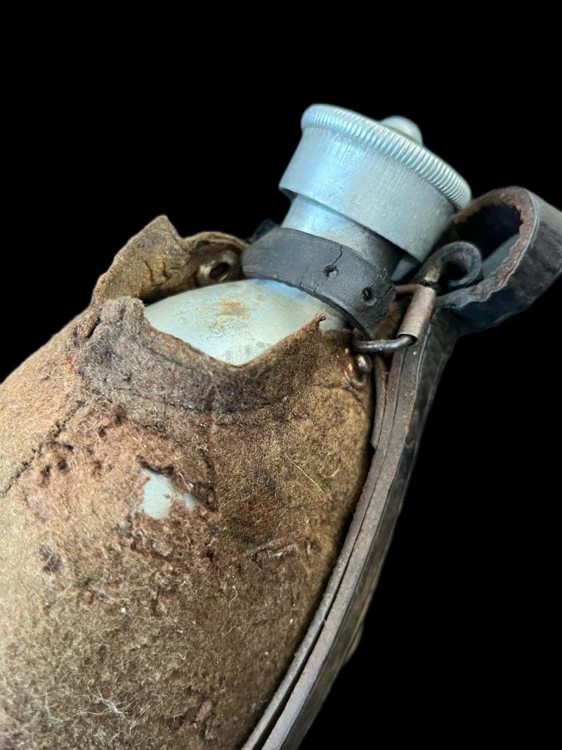 (Was £50) WW2 GERMAN WATER BOTTLE — image 4