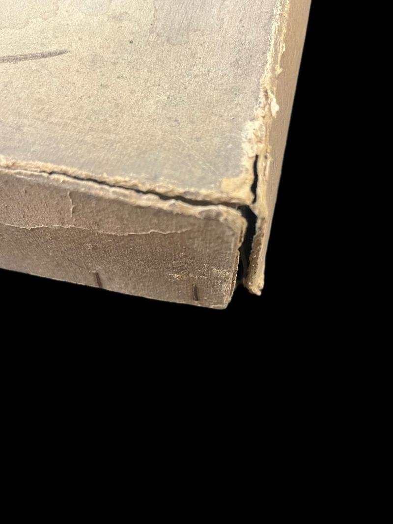 WW2 GERMAN VM-40 GAS MASK IN ORIGINAL BOX — image 8