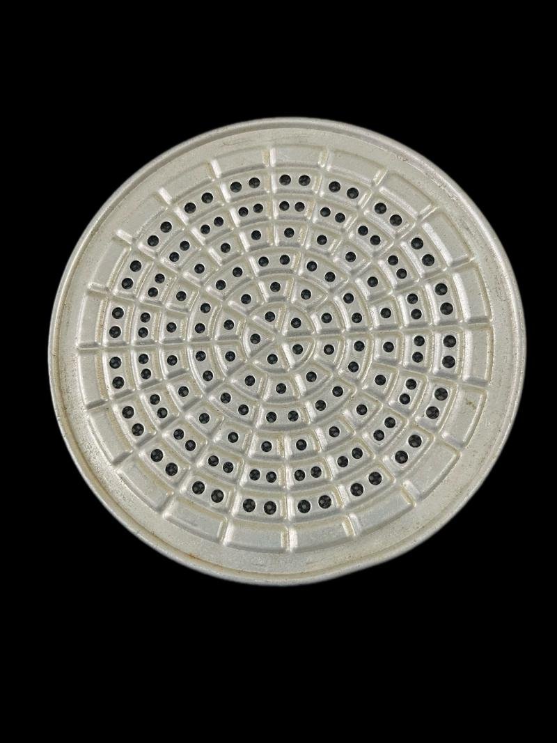 WW2 GERMAN GAS MASK FILTER — image 2