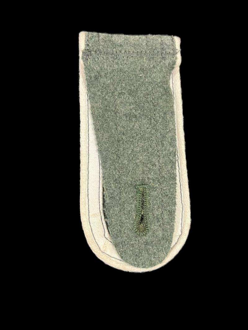REPRODUCTION WW2 GERMAN INFANTRY SHOULDER BOARD — image 2
