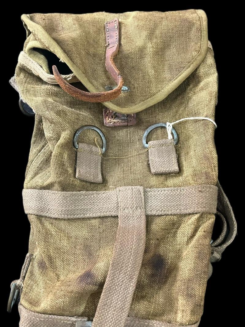 RARE CZECH 1934 DATED ECKHARDT GAS MASK WITH FILTER AND BAG — image 5