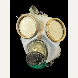 GERMAN AUER 735 GAS MASK
