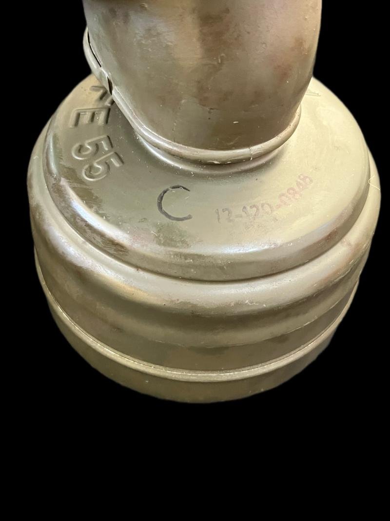 GERMAN GM54 GAS MASK WITH TIN — image 3