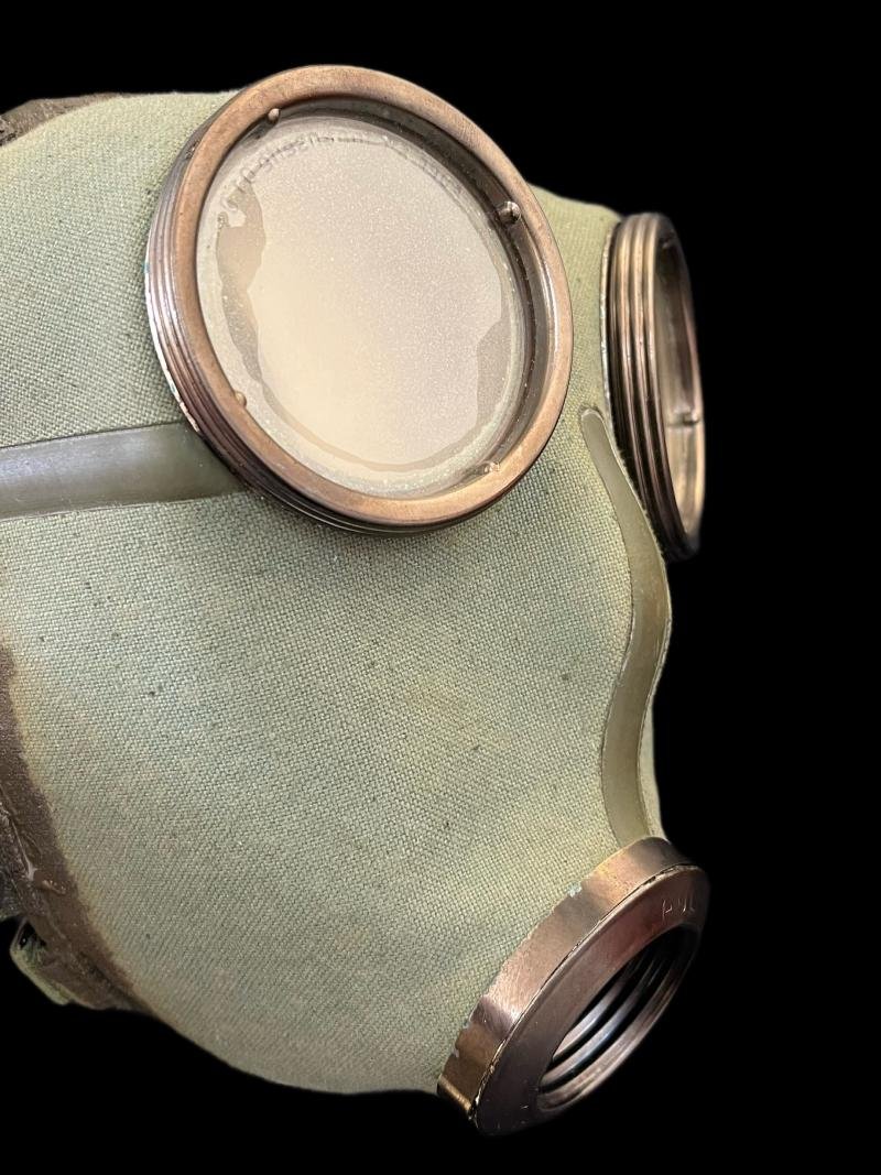 GERMAN AUER GAS MASK IN BOX — image 5