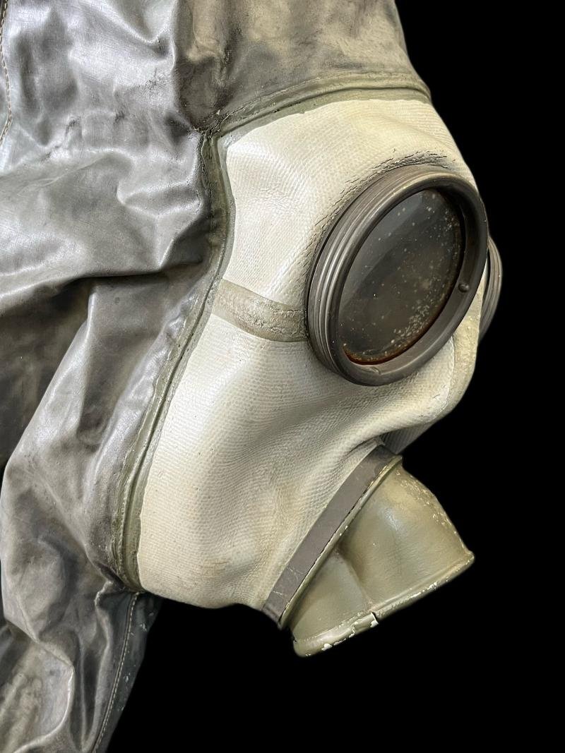 GERMAN AUER HOOD GAS MASK — image 3