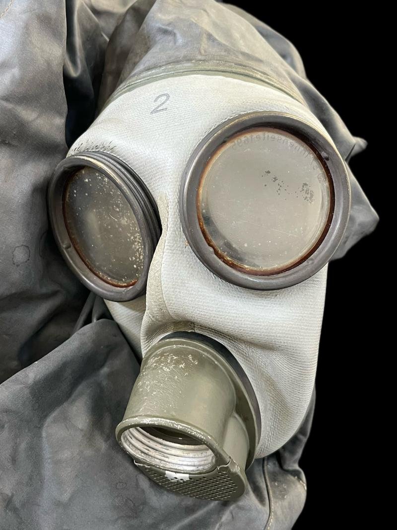 GERMAN AUER HOOD GAS MASK — image 6