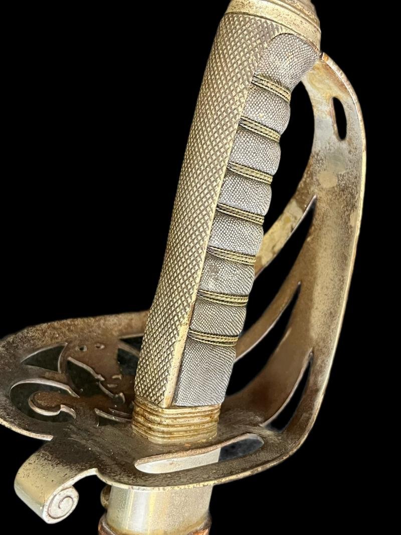 1897 PATTERN EDWARD VII ROYAL RIFLES OFFICER'S SWORD AND SCABBARD — image 3